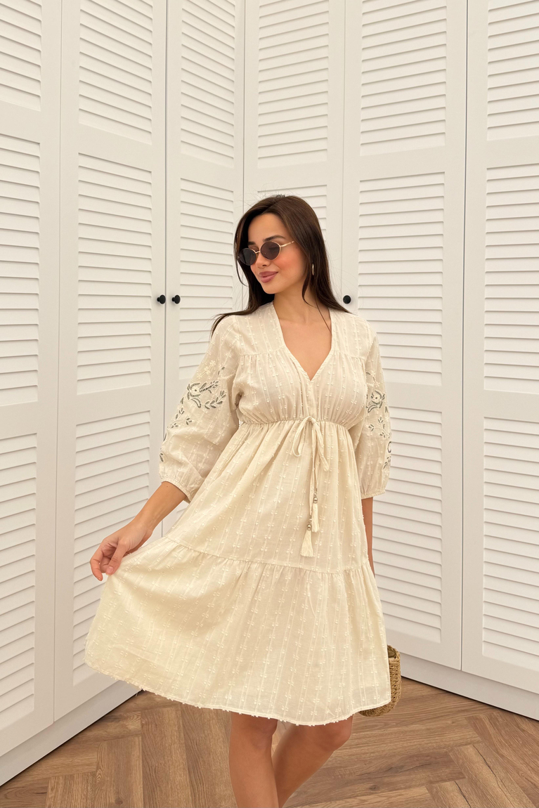 Kolları Nakış Detaylı Elbise - BEJ