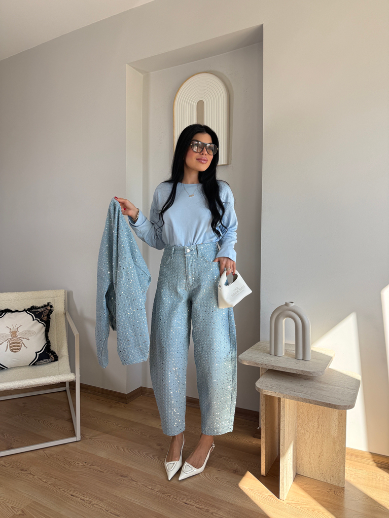 AÇIK MAVİ PULLU KUMAŞ İÇİ ASTAR DETAYLI BALON PANTOLON (yüksek bel)