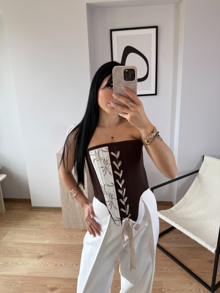 KAHVE DESEN DETAYLI TASARIM KORSE BLUZ