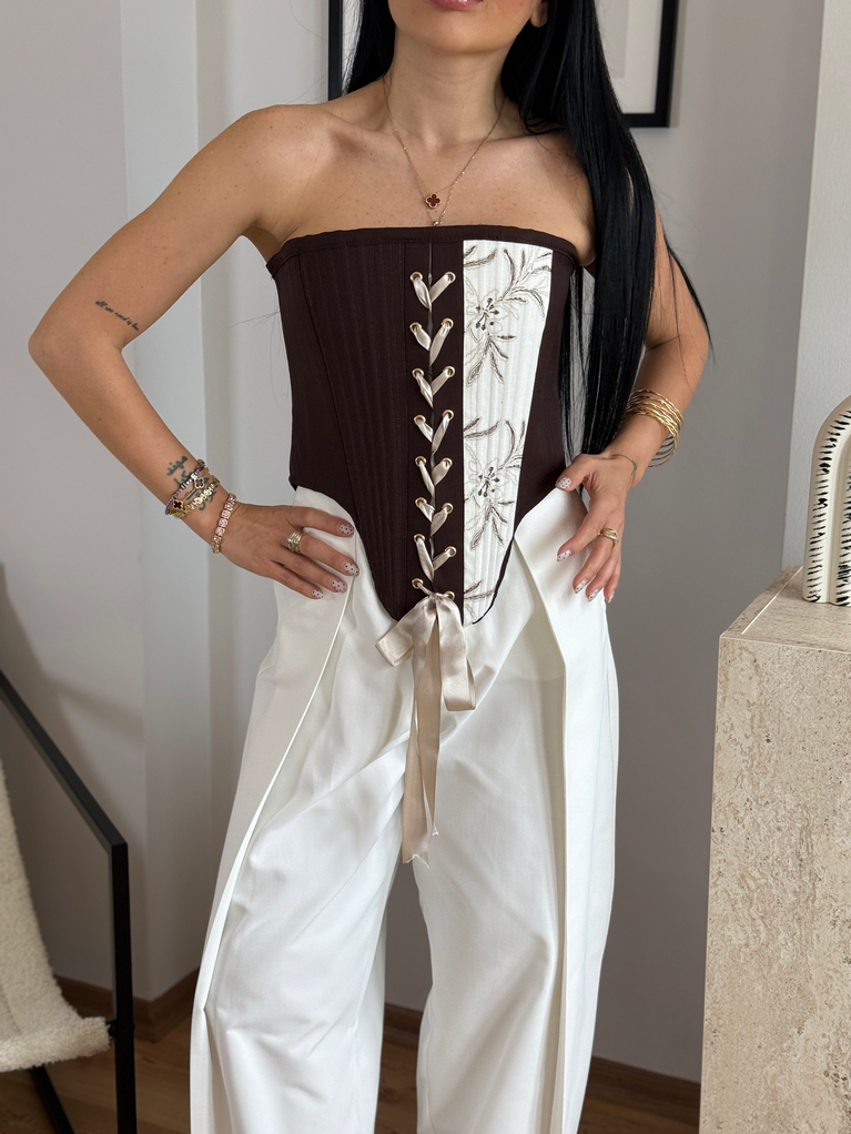 KAHVE DESEN DETAYLI TASARIM KORSE BLUZ