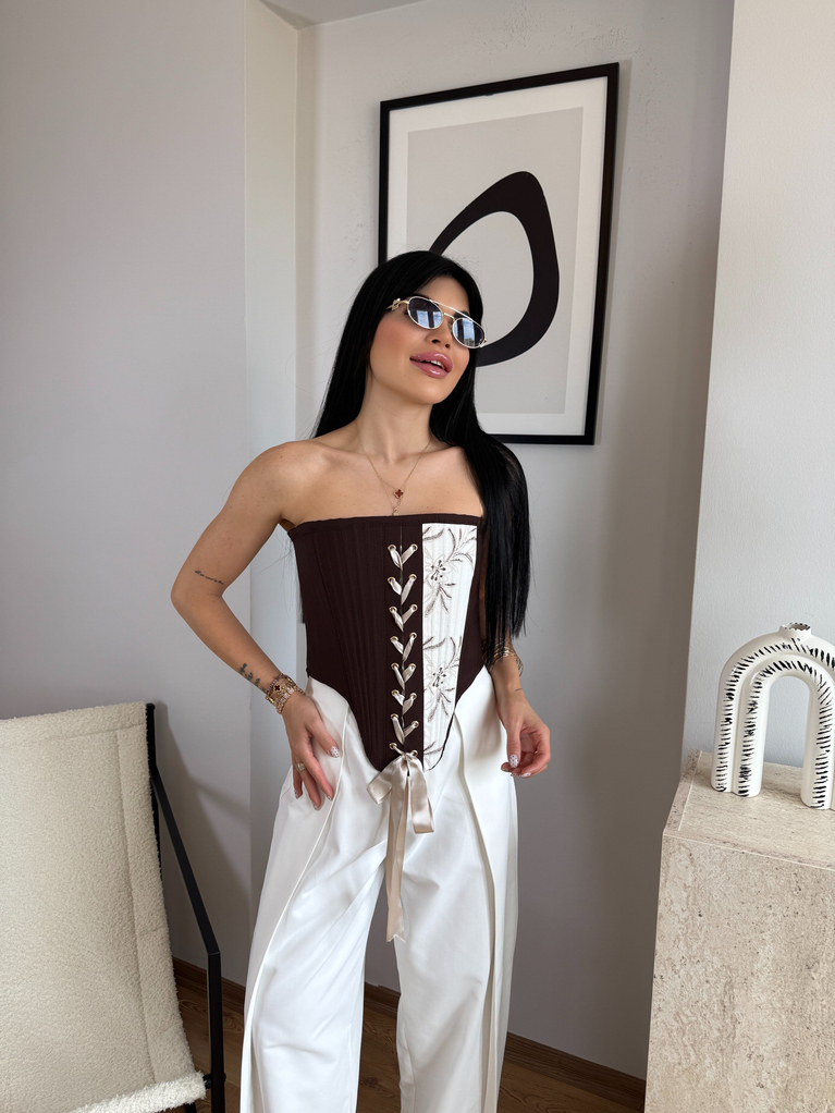 KAHVE DESEN DETAYLI TASARIM KORSE BLUZ