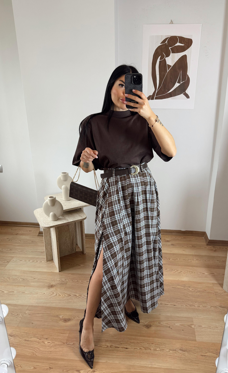 KAHVE EKOSE DESENLİ KEMERLİ ETEK 