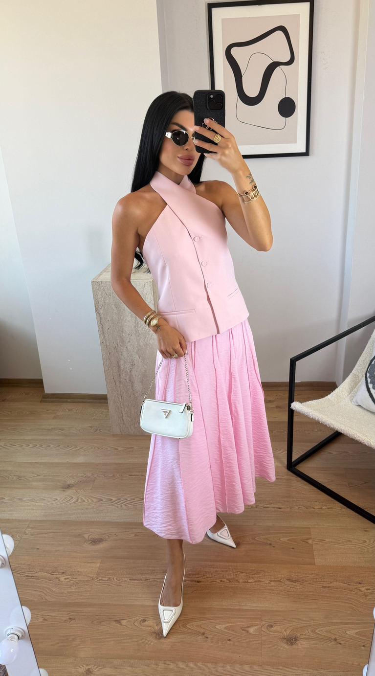 PEMBE HALTER YAKA DETAYLI SIRT DEKOLTELİ YELEK