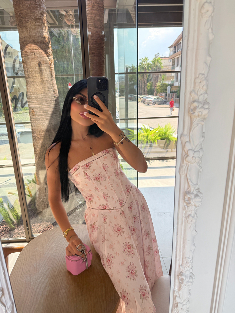 PEMBE LERA TASARIM STRAPLEZ DESENLİ ELBİSE