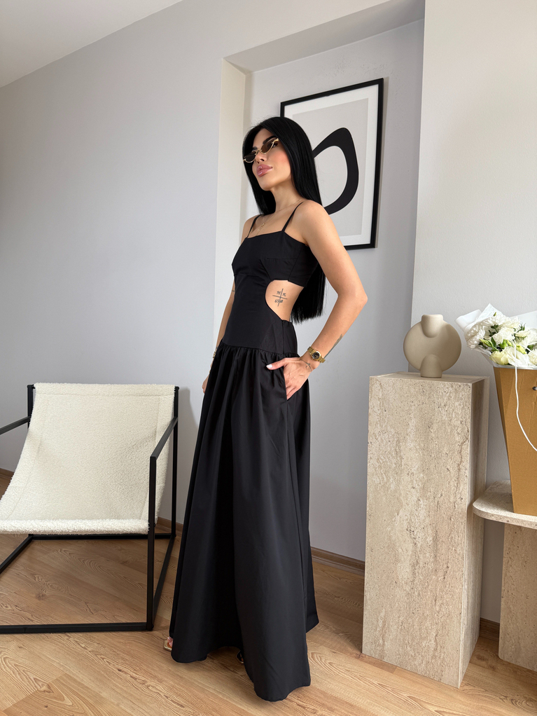 SİYAH DEKOLTE DETAYLI POPLİN MAXİ ELBİSE