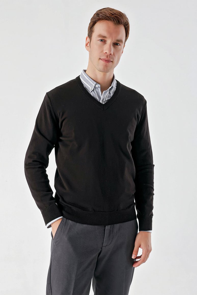 Morven Erkek Siyah Basic V Yaka Dynamic Fit Rahat Kesim Triko
