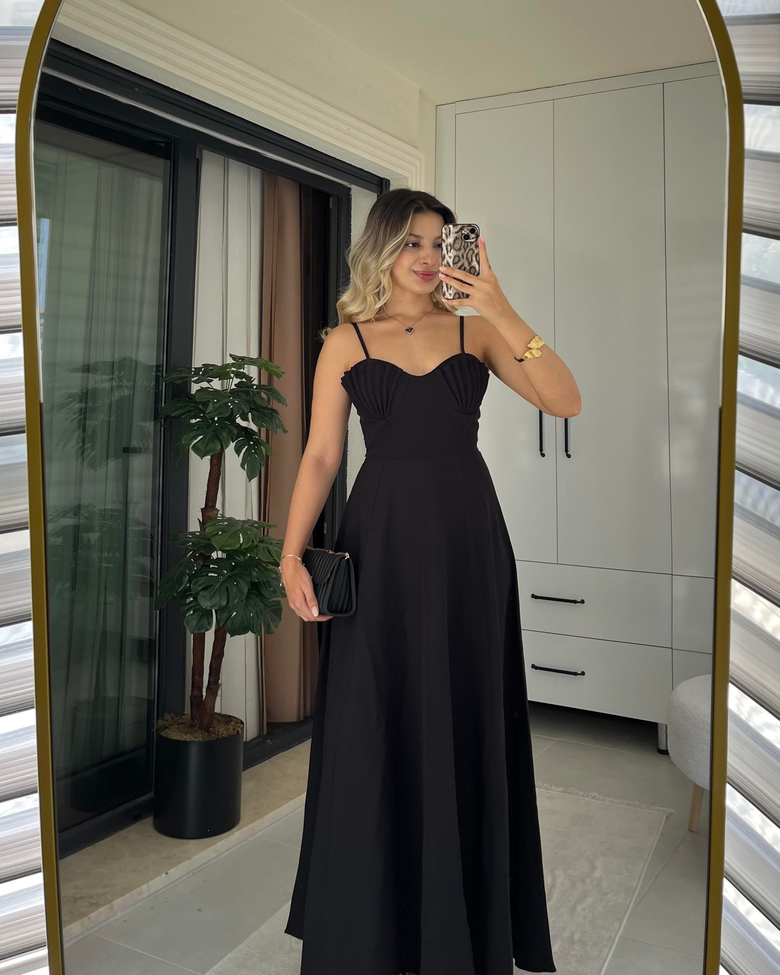GÖĞÜS PİLELİ SİYAH ELBİSE