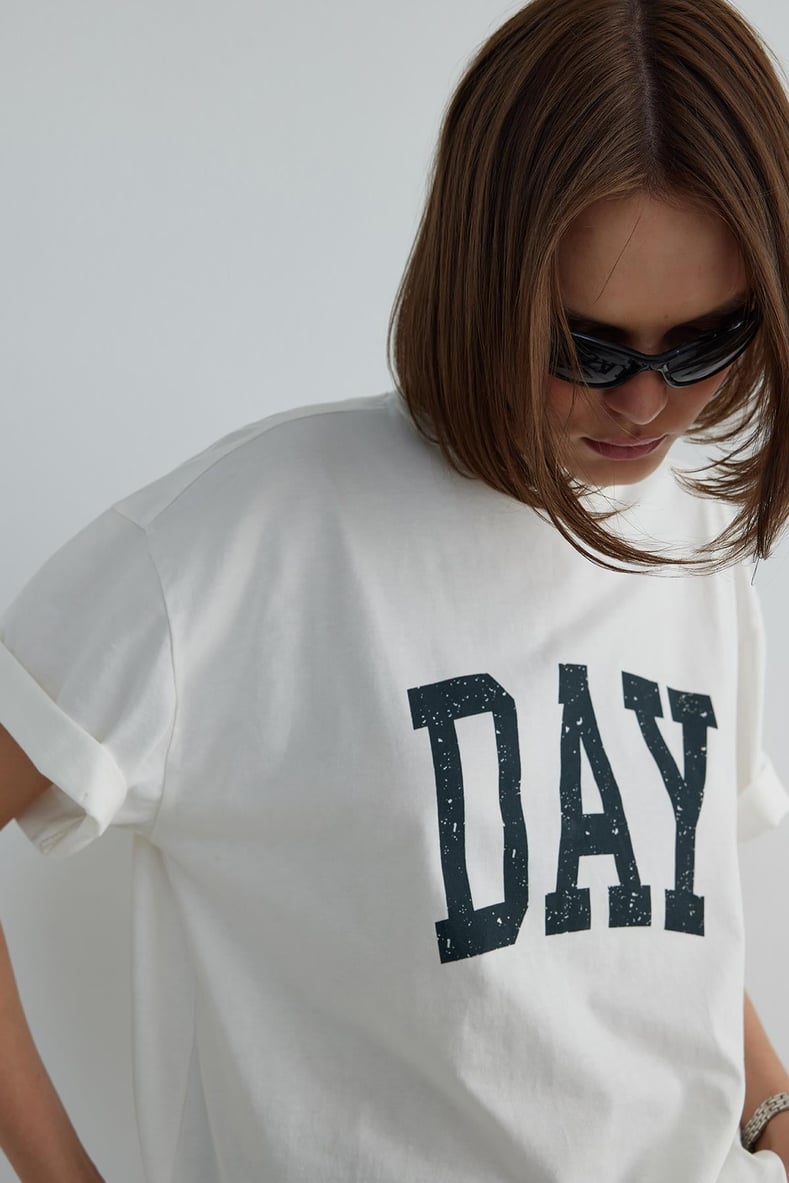 Beyaz Day Baskılı Tişört