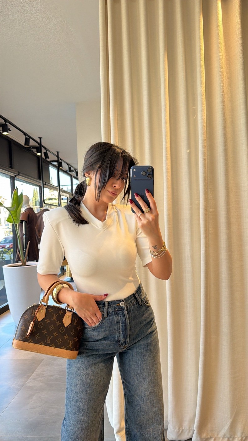 Ekru Vatkalı Çıtçıtlı Bodysuit