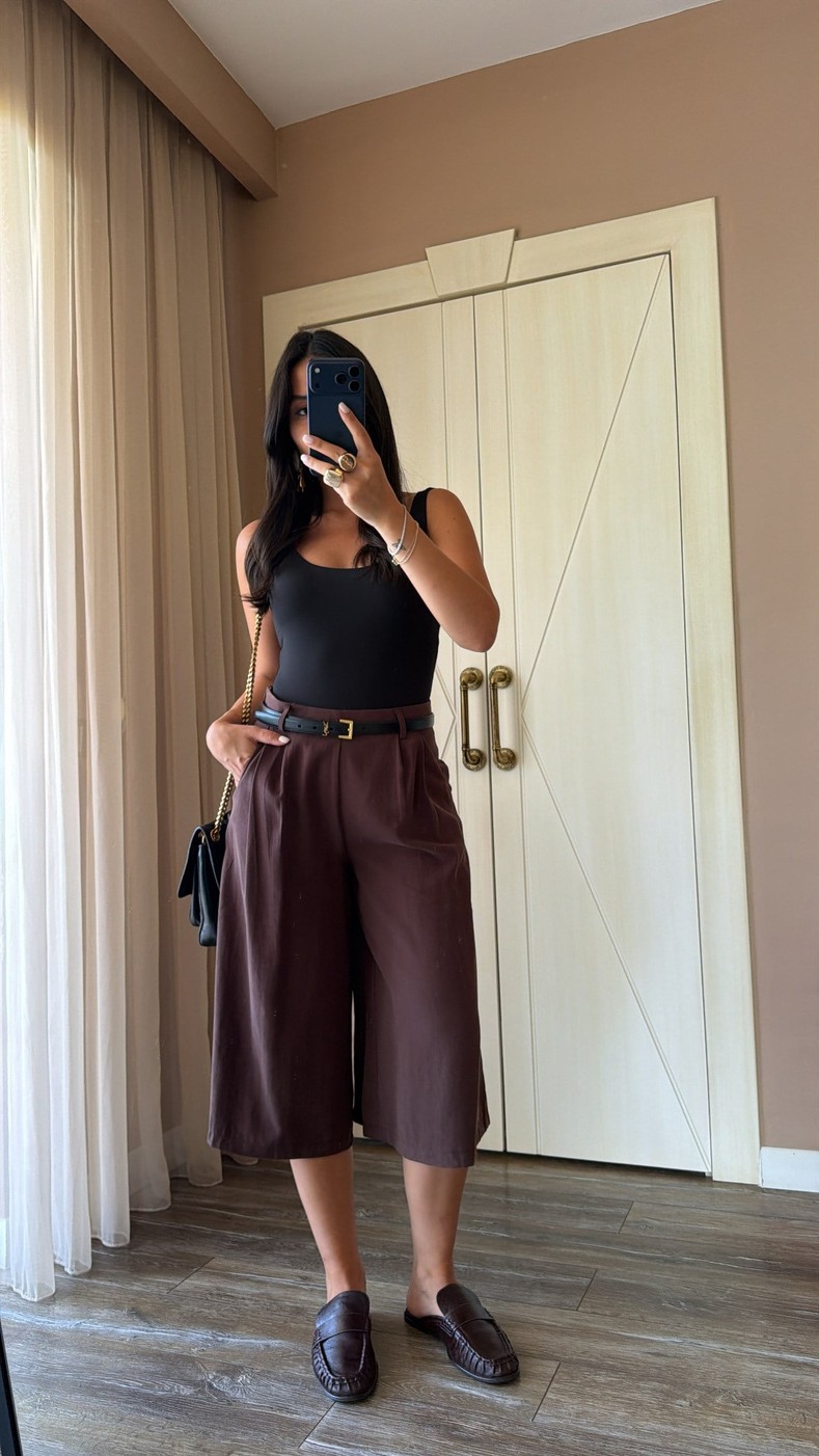 Kahve Marion Kemerli Şort 