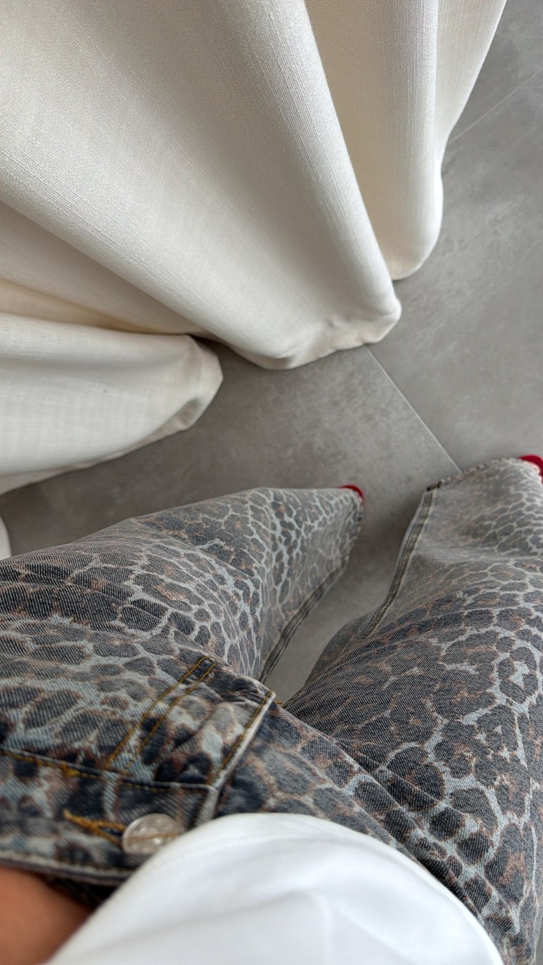 Leopar Veasna Jean