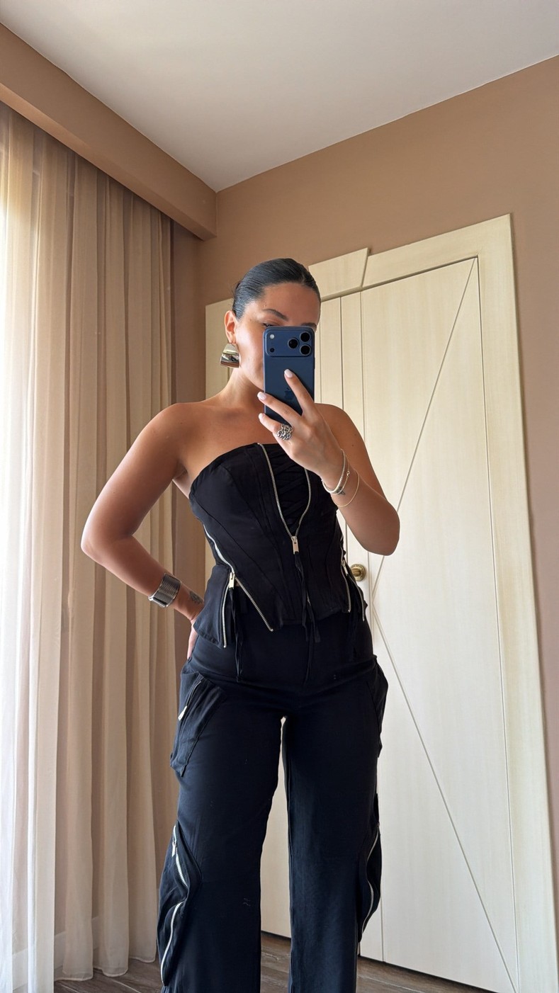 Siyah Adeline Takım