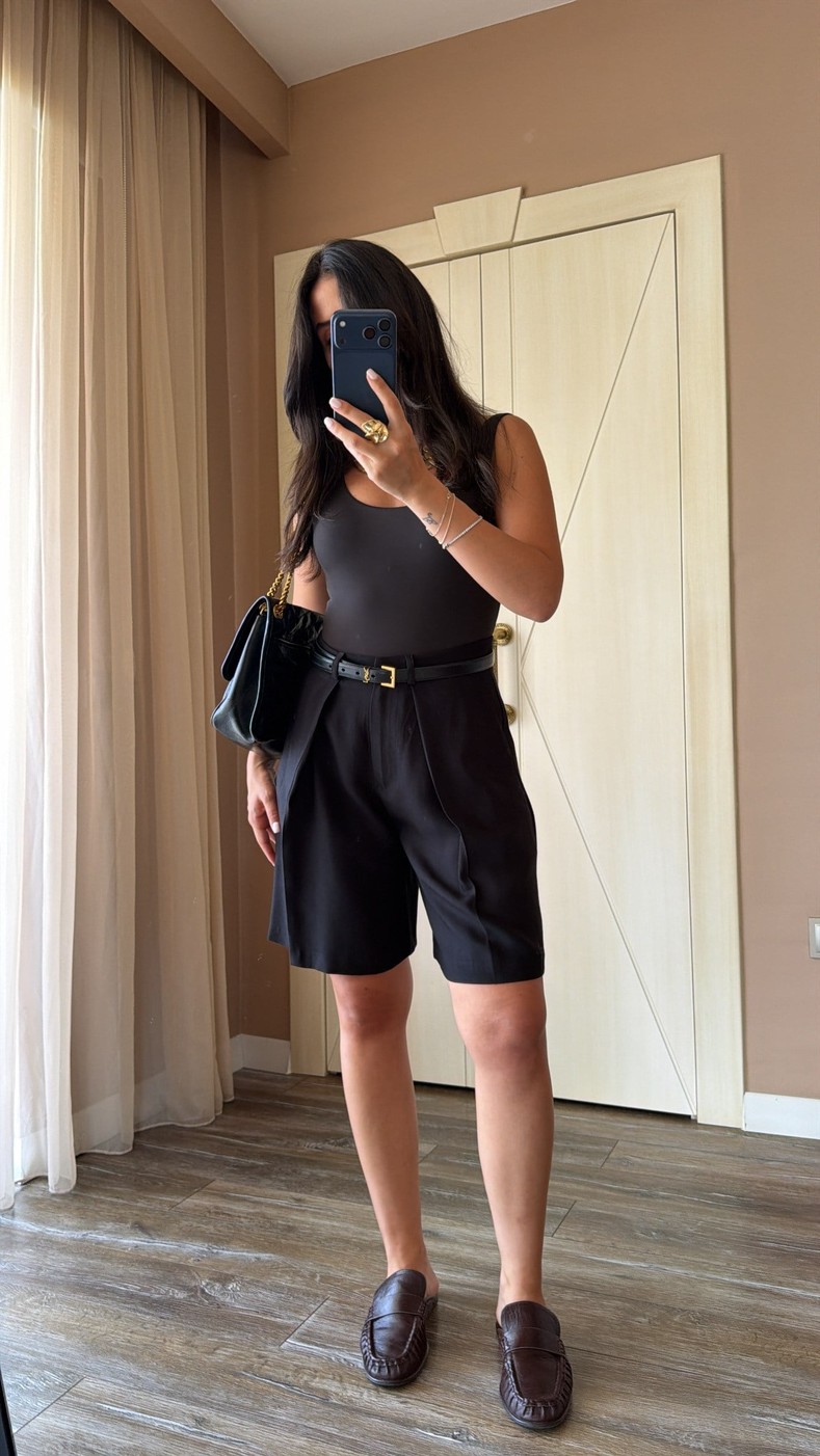 Siyah Dagmar Şort 