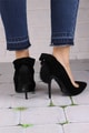 Arkası Püsküllü Stiletto