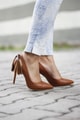 Arkası Püsküllü Stiletto