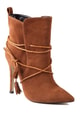 Bot/ Bootie