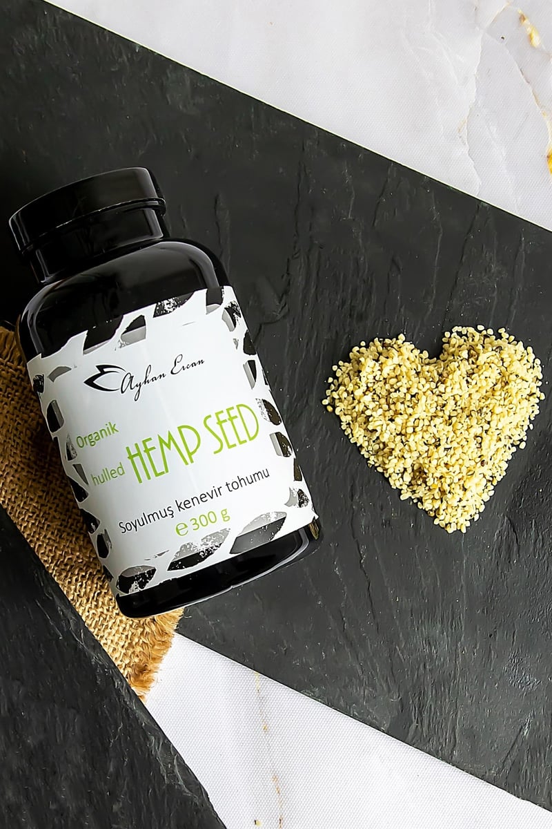Organik Hulled Hemp Seed Soyulmuş Kenevir Tohumu 300 G