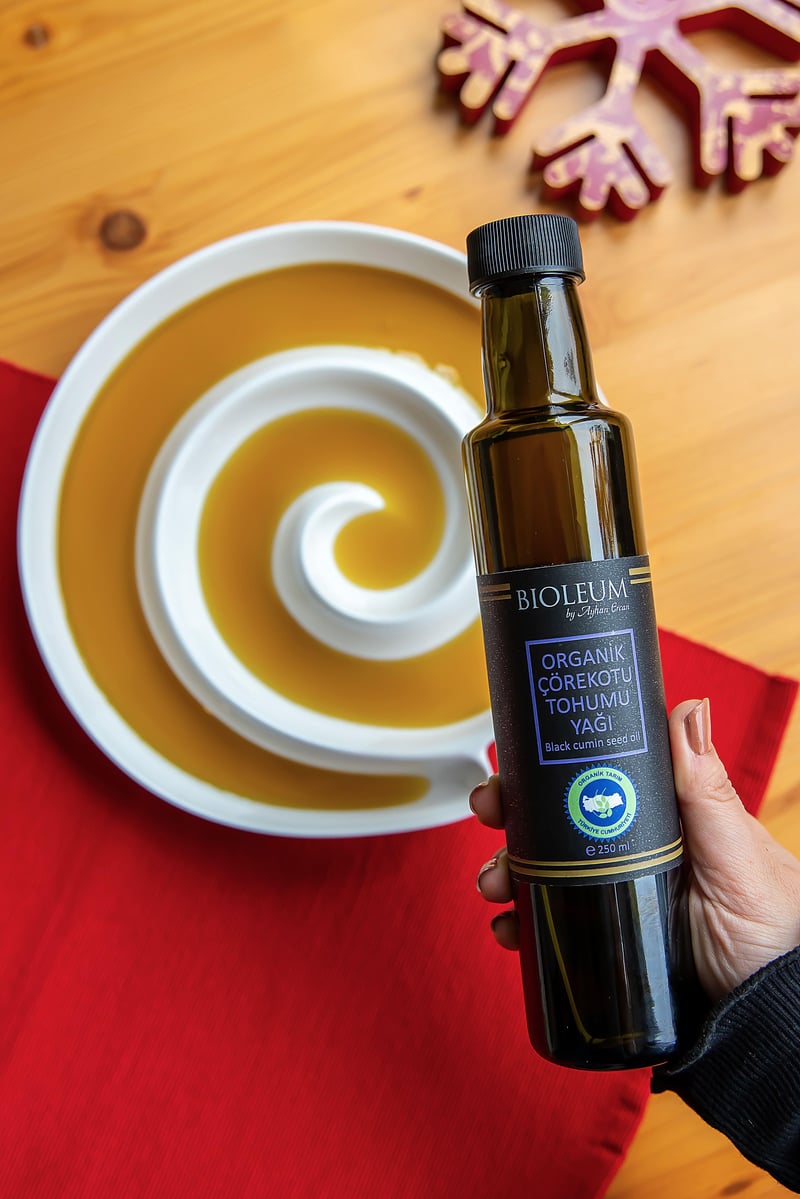 Soğuk Sıkım Organik Çörek Otu Yağı 250 ml
