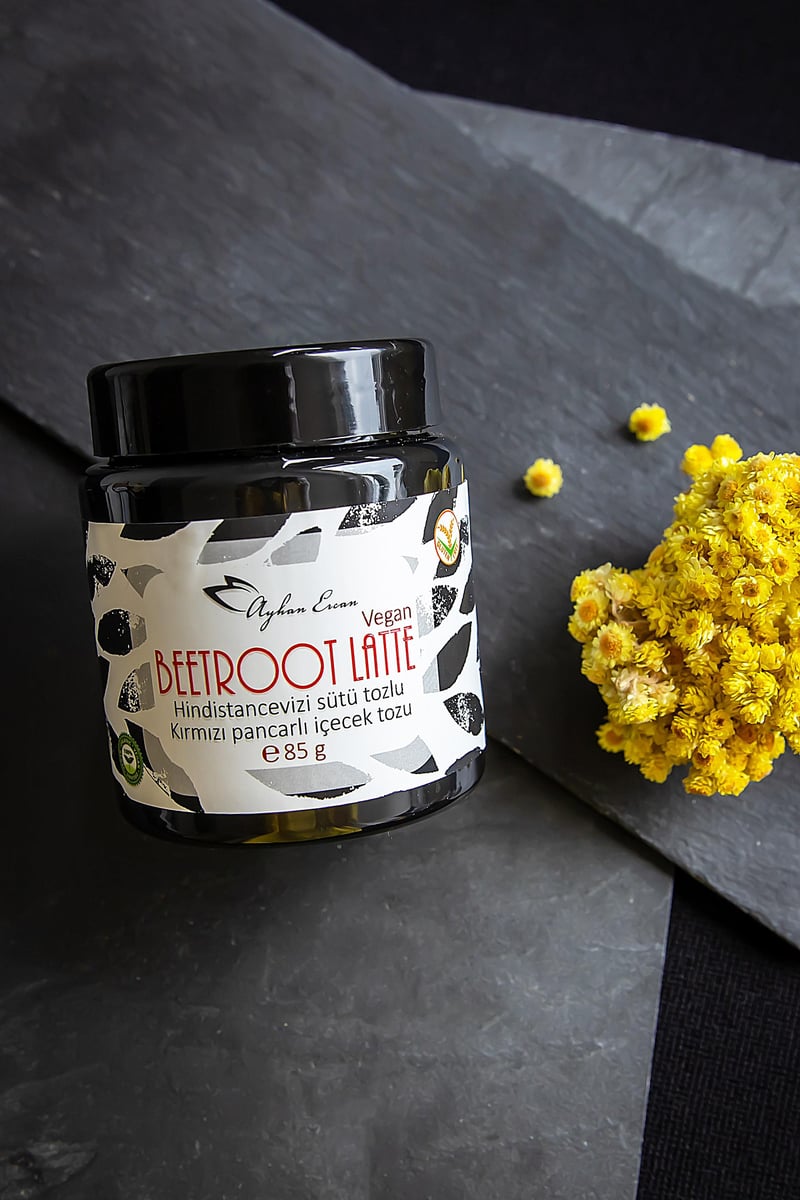 Vegan Hindistan Cevizi Sütlü Kırmızı Pancarlı İçecek Tozu 85 G