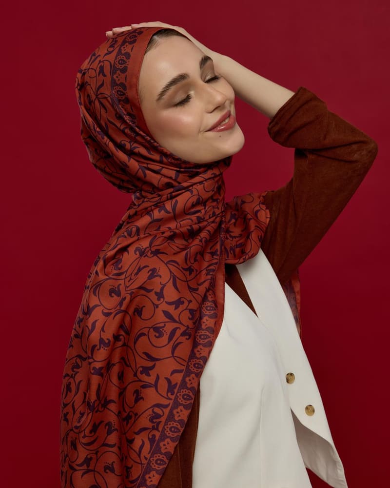 Amber & Patlıcan Lale Bahçesi Desen Şal - 28 · görsel 5