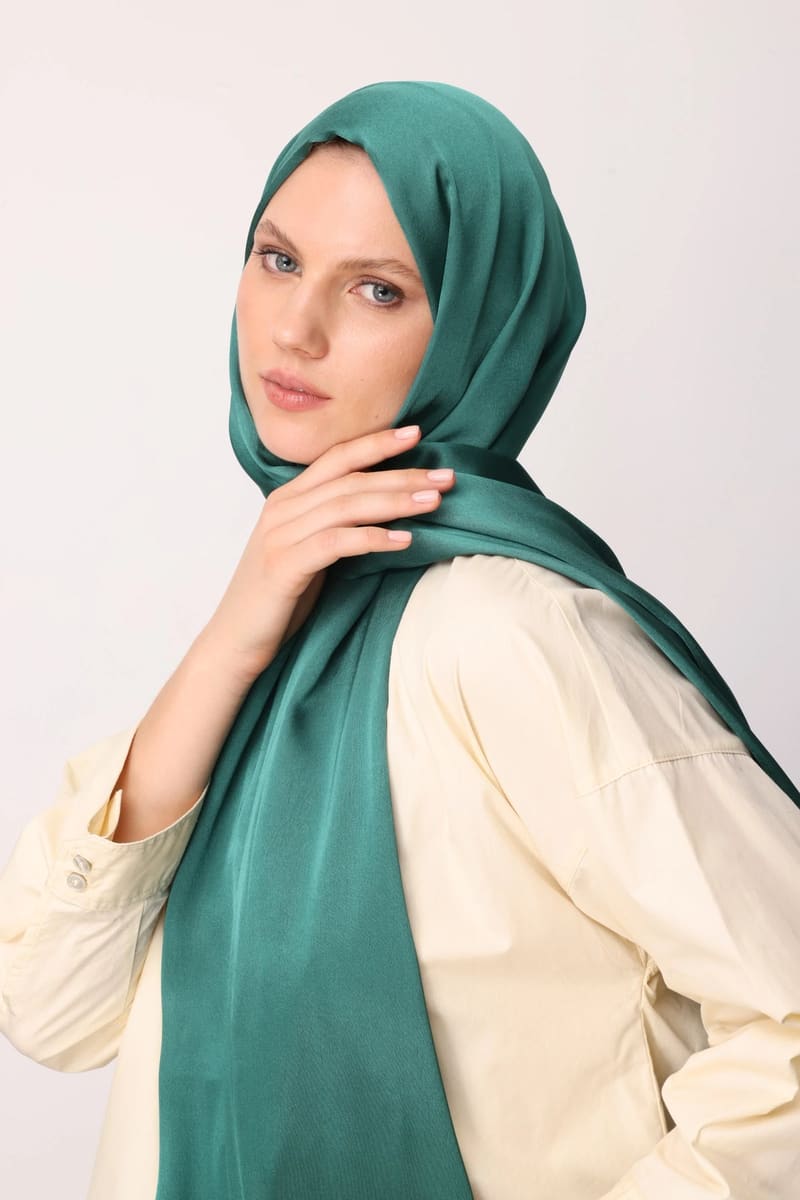 Zümrüt Diamond Aura Şal · görsel 2
