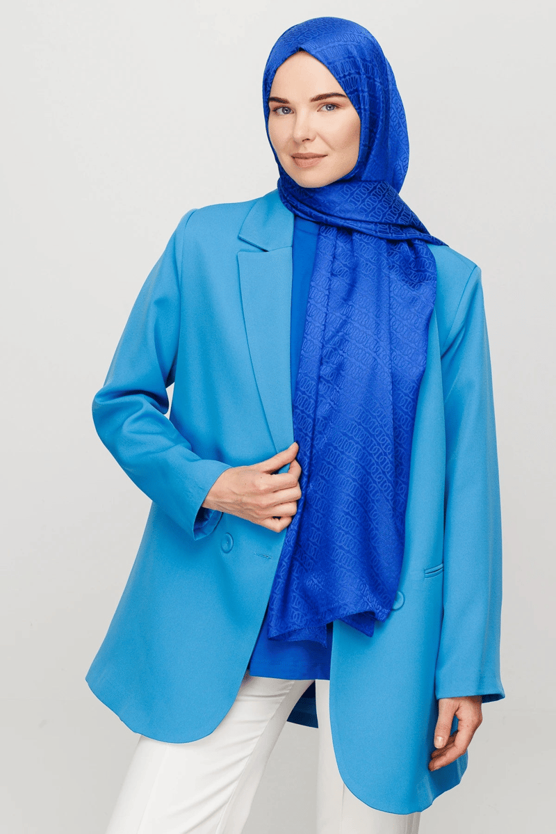 Saks Mavi Forever Desen Parlak Jakar Şal · görsel 3
