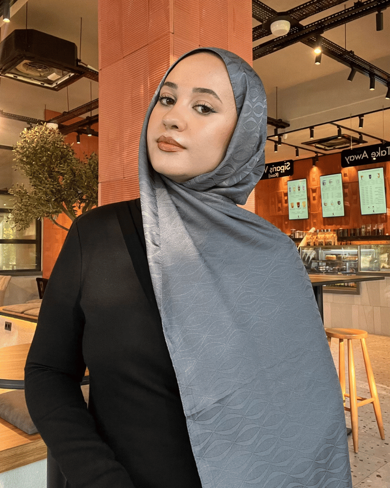 Füme Shine Desen Jakar Şal · İpeksi Jakar · görsel 2