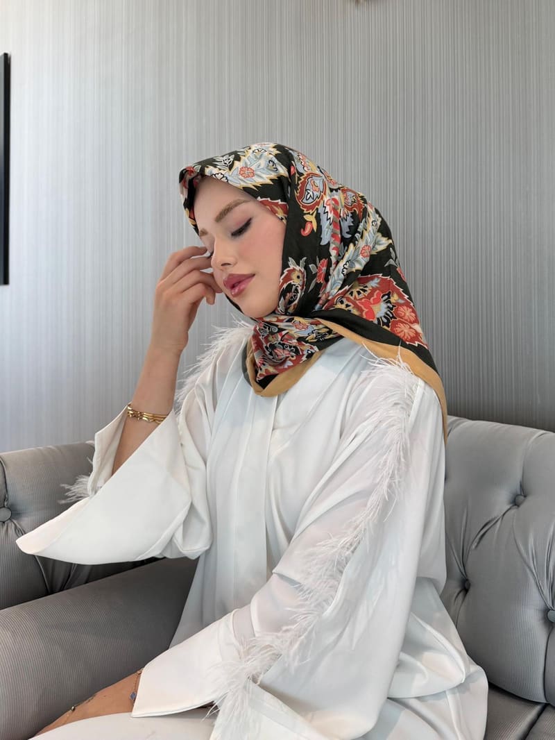 İthal Gold & Siyah E 3 Yün Kaşmir Eşarp · görsel 4
