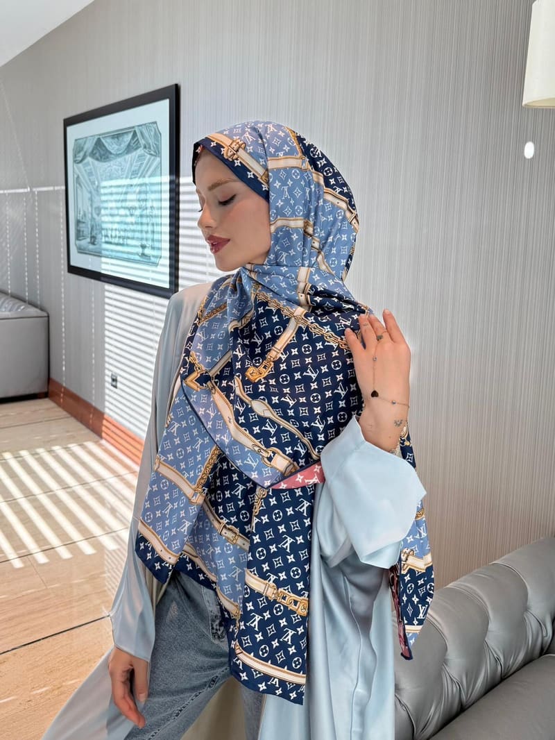 İthal Lacivert & Bordo LV Desen Twill İpek Şal · görsel 4