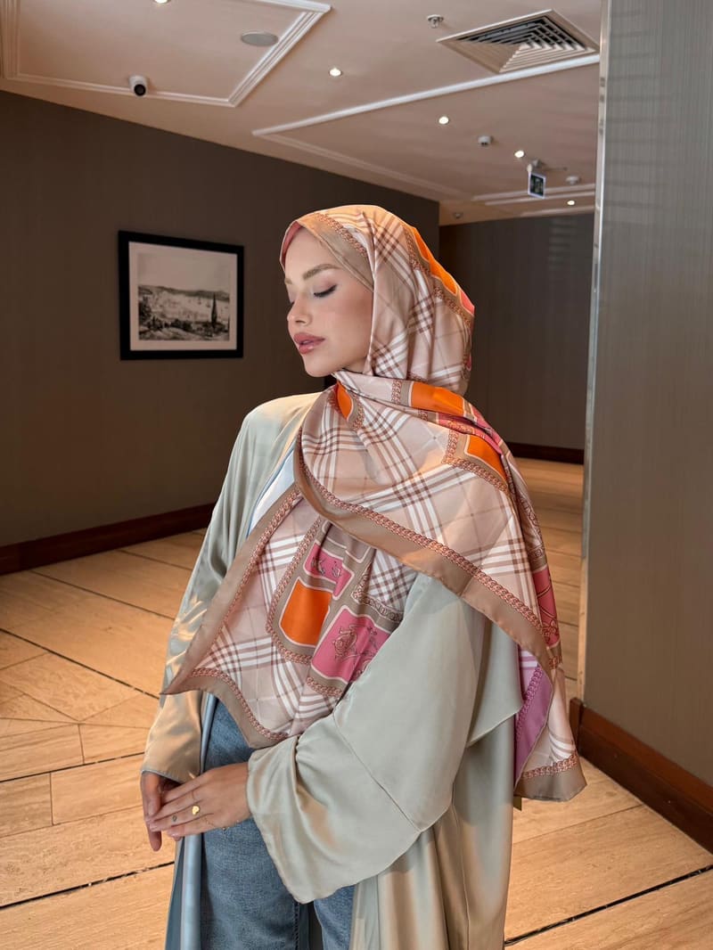 İthal Şeker Pembe & Pudra B Desen Twill İpek Şal · görsel 4