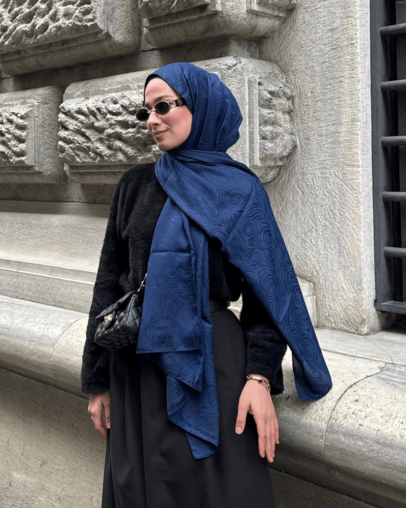 Lacivert Revan Desen Jakar Şal · İpeksi Jakar · görsel 2