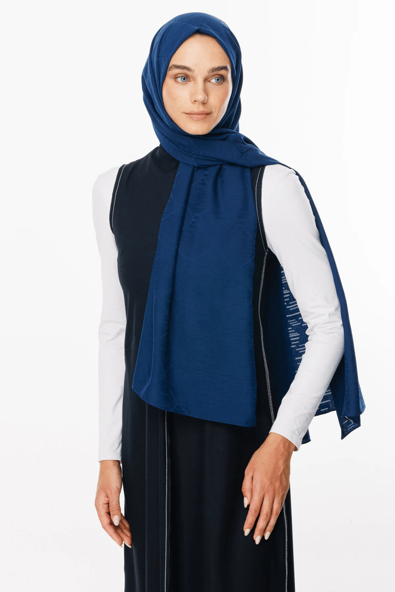Lacivert Moon Is Desen Jakar Şal · Monogram Jakar · görsel 2