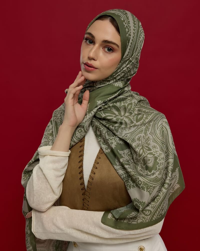 Zeytin Yeşili & Badem Kremi Sultani Desen Şal - 37 · görsel 2
