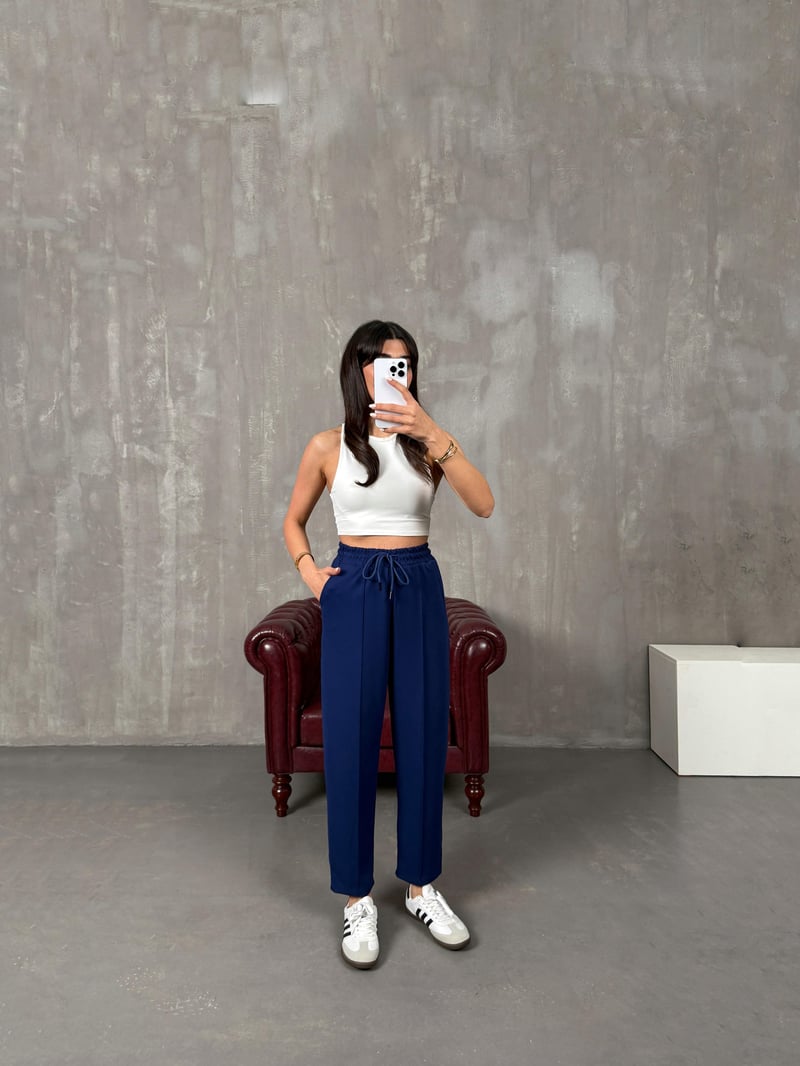 Sofya Lacivert Oysh Muadil Modal Kumaş Balon Pantolon