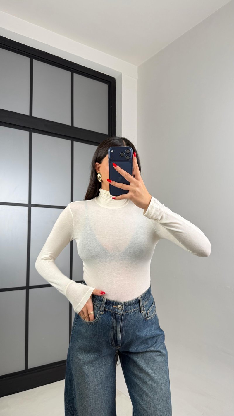Ekru Transparan Boğazlı Bluz GAUS-01061