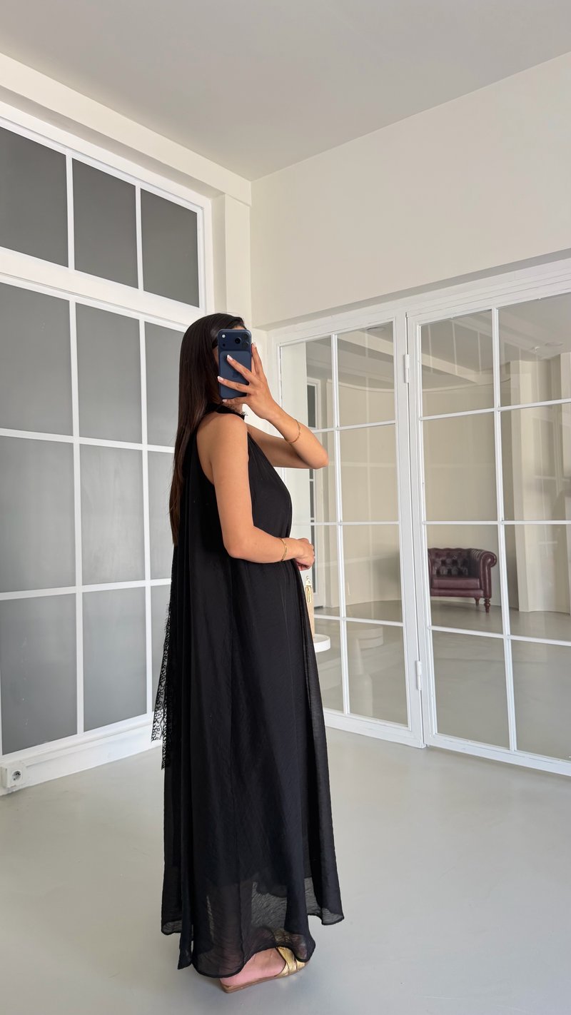 Siyah Halter Yaka Dantel Detaylı Astarlı Elbise GAUS-01710