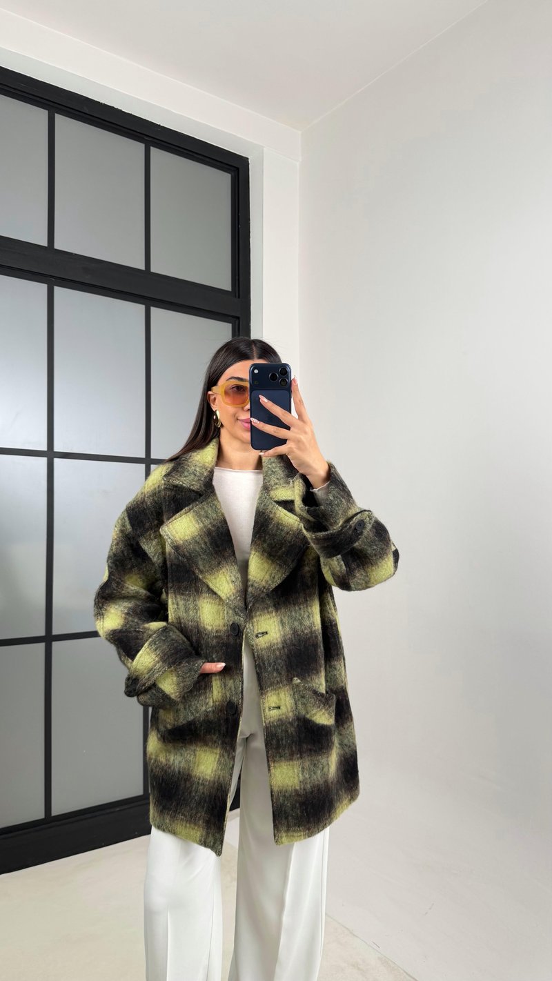 Yeşil Kareli Astarlı Cepli Tasarım Kaban GAUS-00804