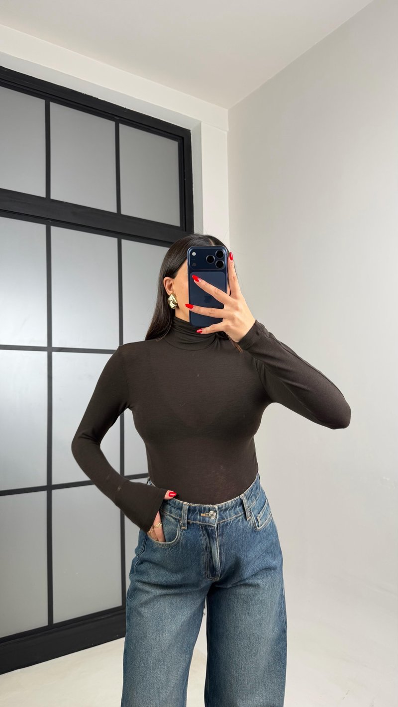 Acı Kahve Transparan Boğazlı Bluz GAUS-01061