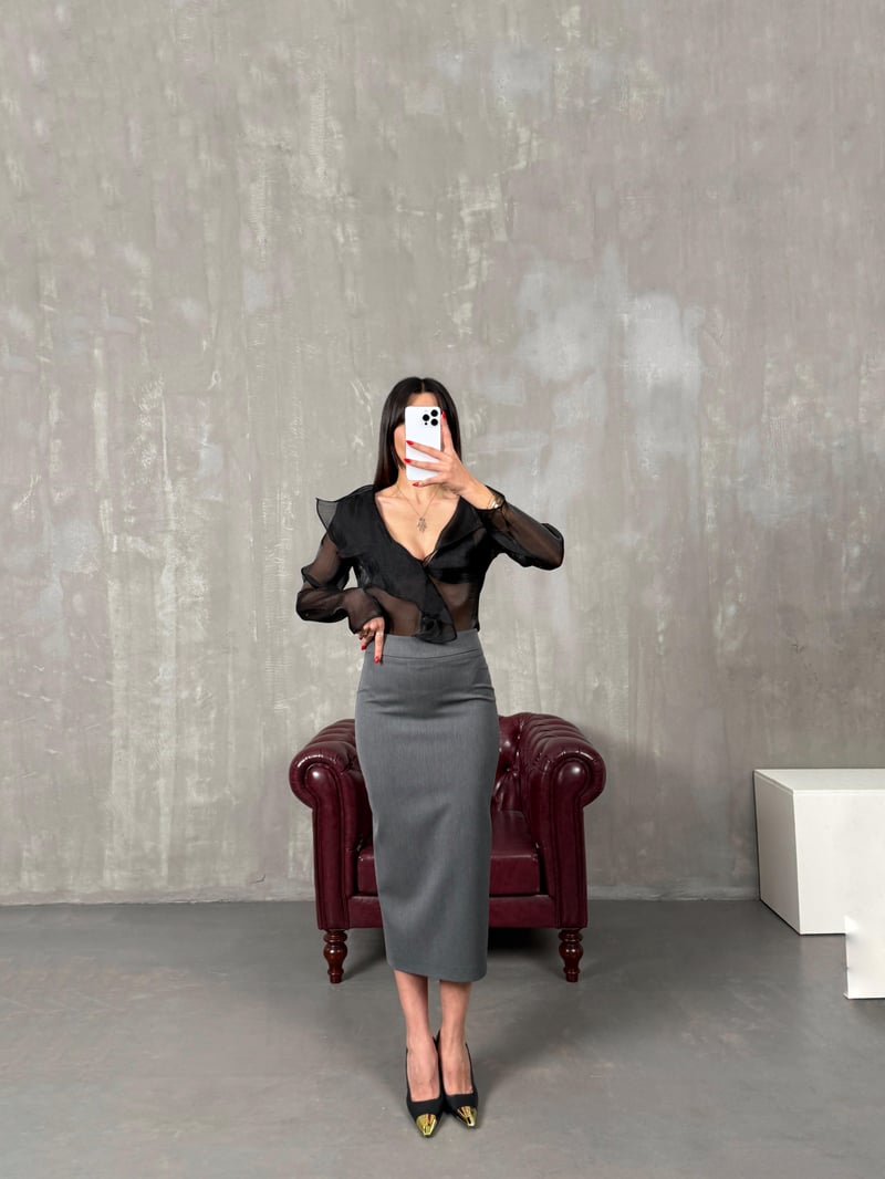 Nalya Gri ZR Model Yırtmaçlı Kalem Etek