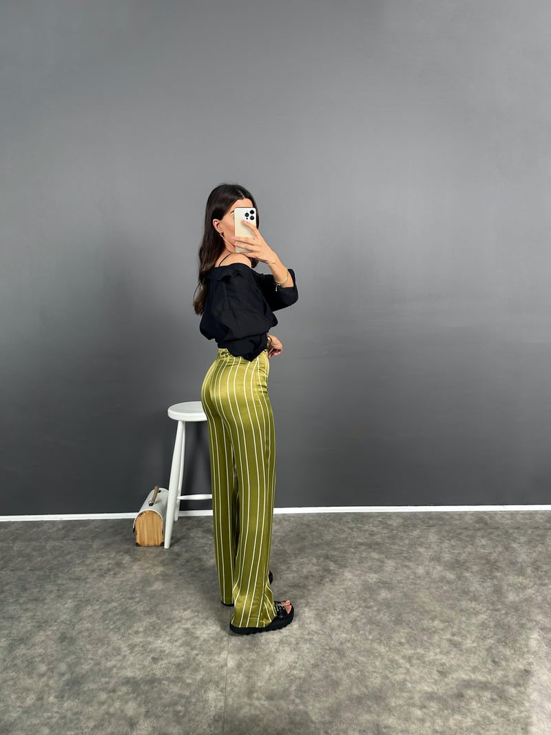 Ryn Yeşil Saten Çizgili Zr Model Pantolon