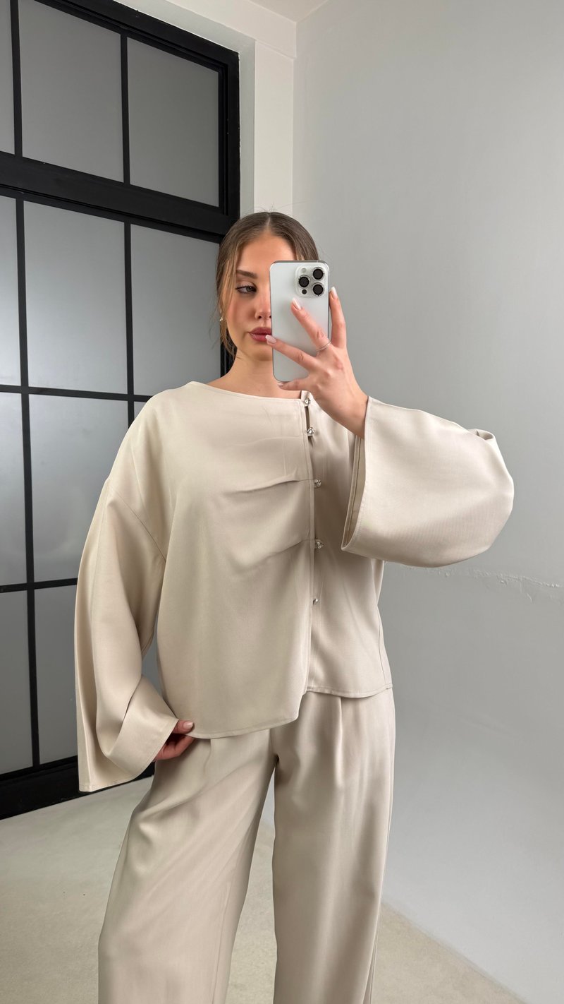 Taş Asimetrik Yaka Yan Düğme Detaylı Gömlek Beli Lastikli Pantolon Tensel Takım GAUS-01163