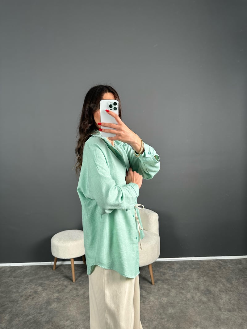 Daria Yeşil Keten Oversize Gömlek