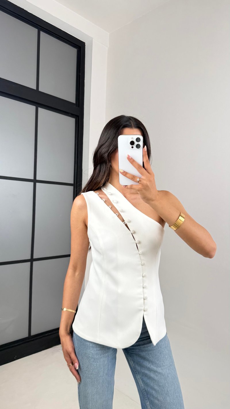 Beyaz Düğmeli Asimetrik Yaka Astarlı Yelek Gaus00649