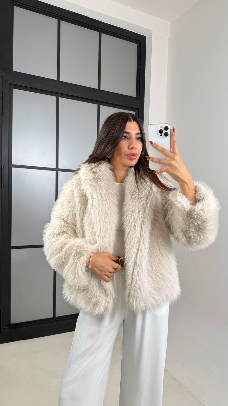 Taş Yakalı Astarlı Premium Kürk GAUS-00470