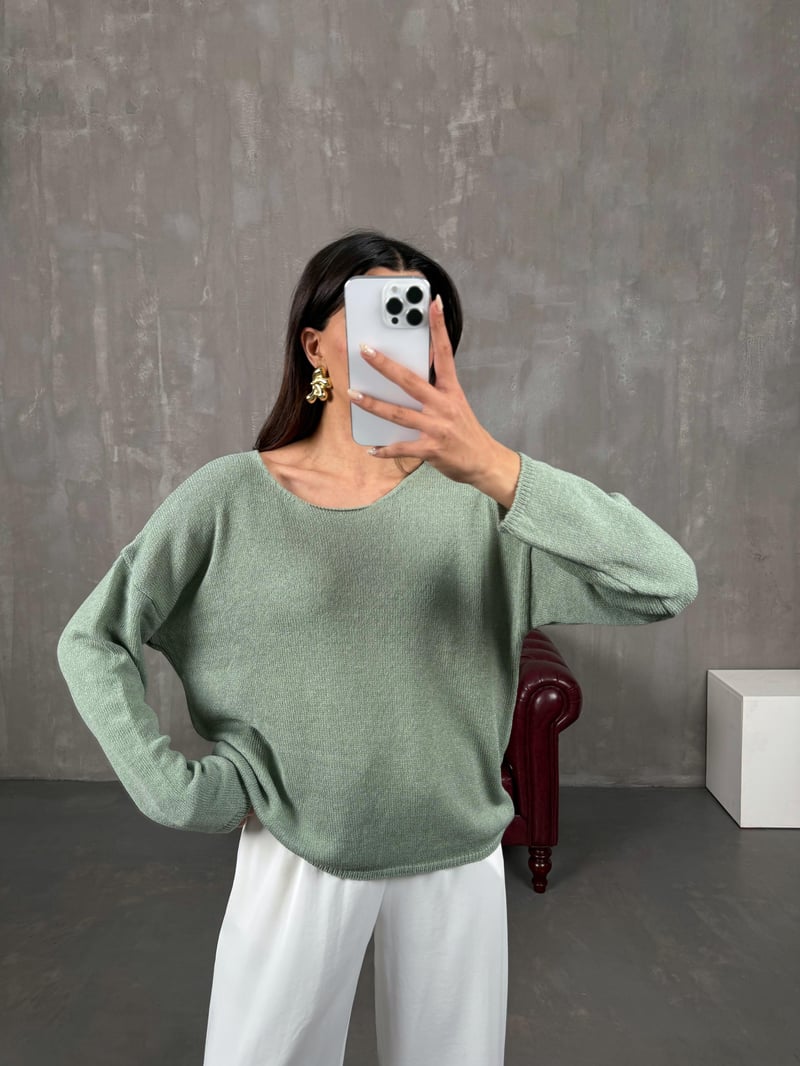 Mika Green Slightly Transparent Thin Knitwear