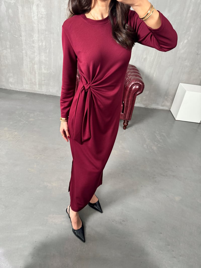 Tinky Bordo Bağlamalı Yırtmaçlı Elbise