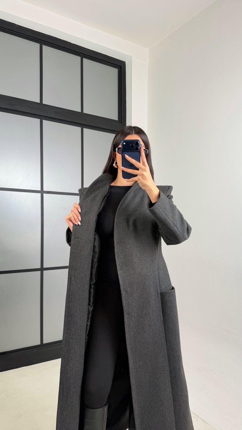Antrasit Slim Cut Vatkalı Astarlı Önü Düğmeli Kaban GAUS-00835