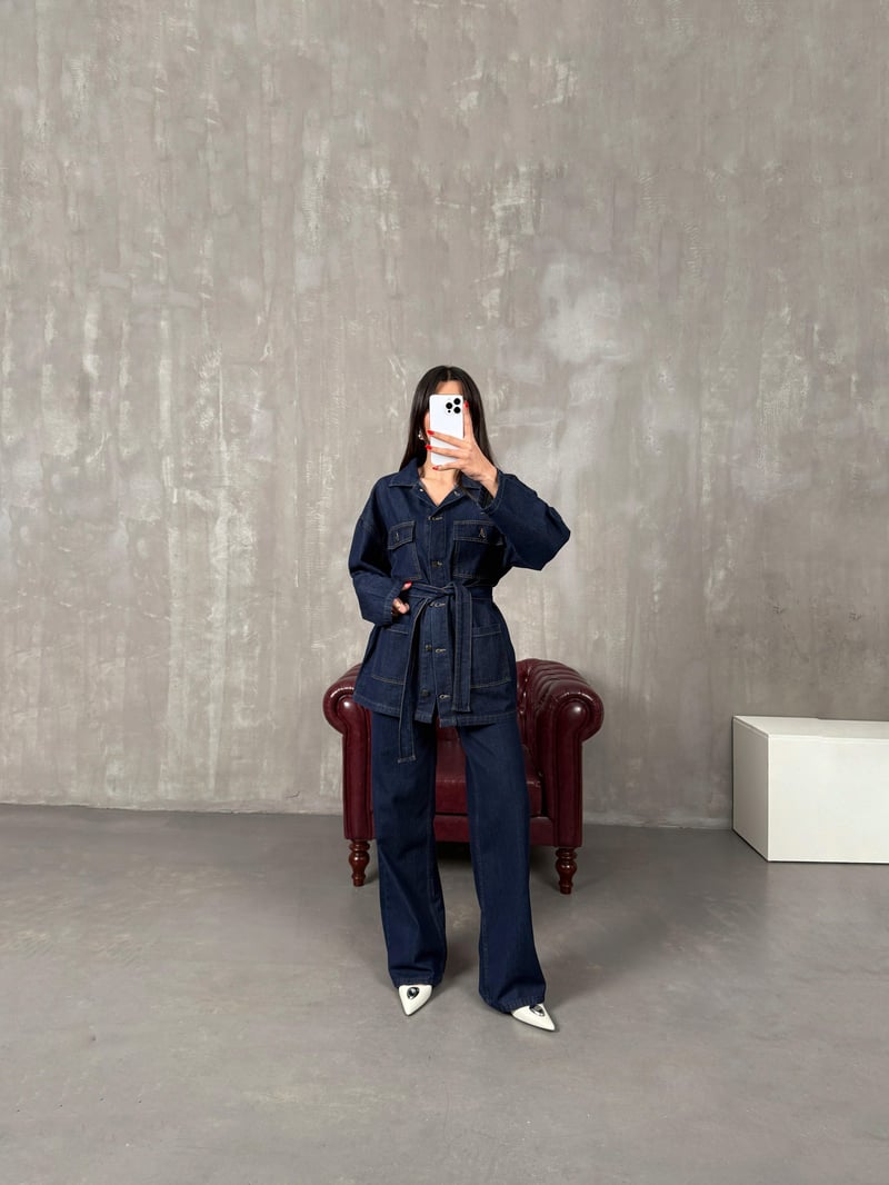 Lovato Lacivert Düğmeli Cep Detaylı Kuşaklı Denim Takım 
