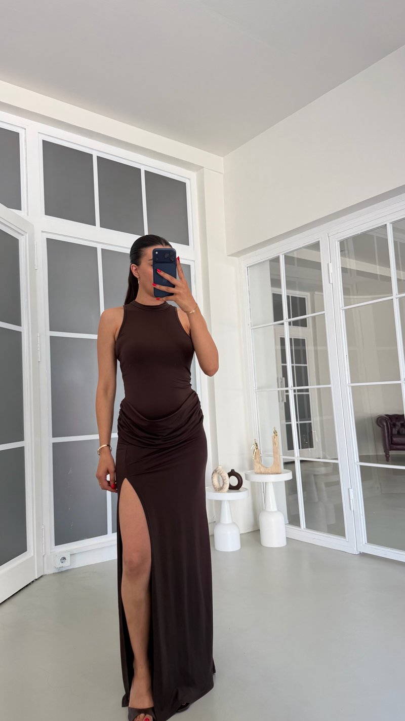 Acı Kahve Drape Detaylı Yırtmaçlı Elbise GAUS-01778