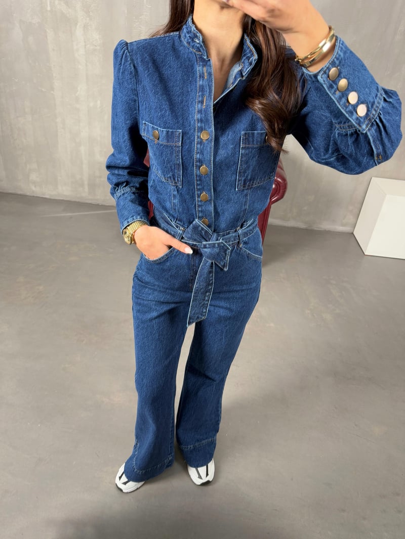 Hopes Koyu Mavi Kuşaklı Düğme Detaylı Tasarım Denim Tulum